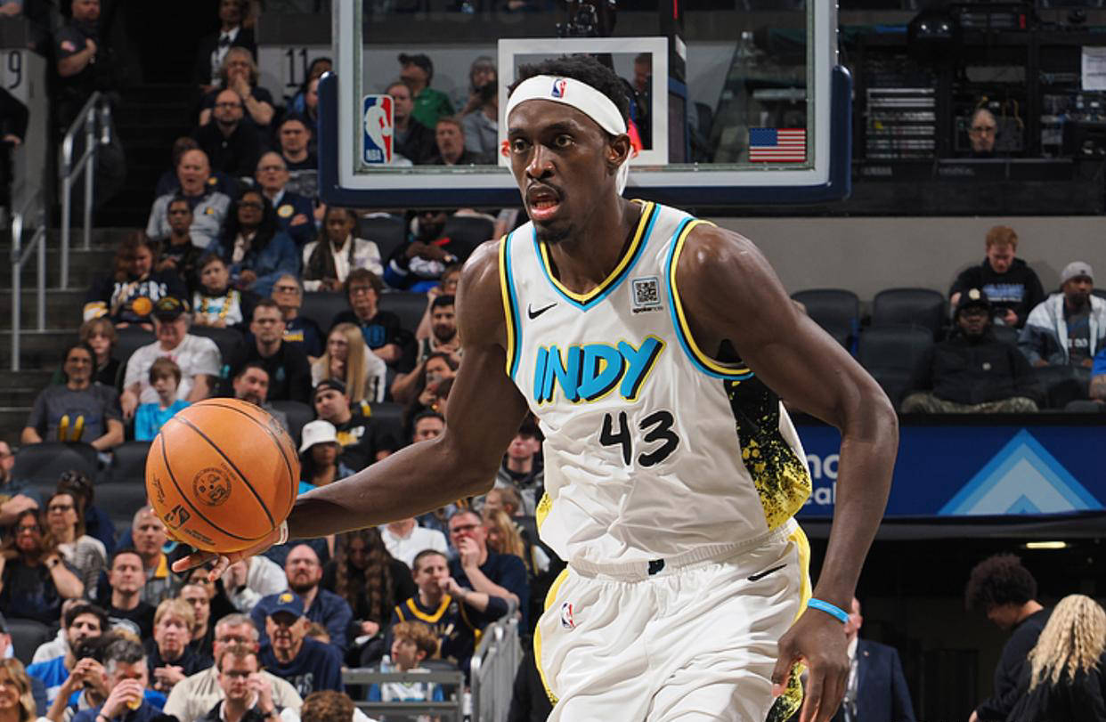 如意体育 :西亚卡姆狂砍绝杀战胜分,复出首战轰40分迎来新赛季高光!