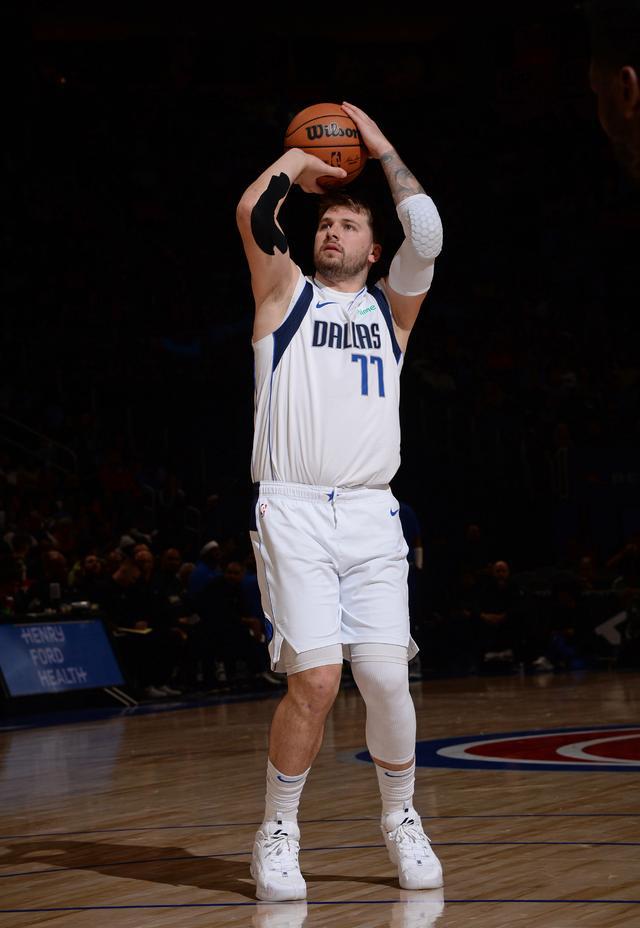 如意体育 :东契奇,刷新队史纪录,独行侠!