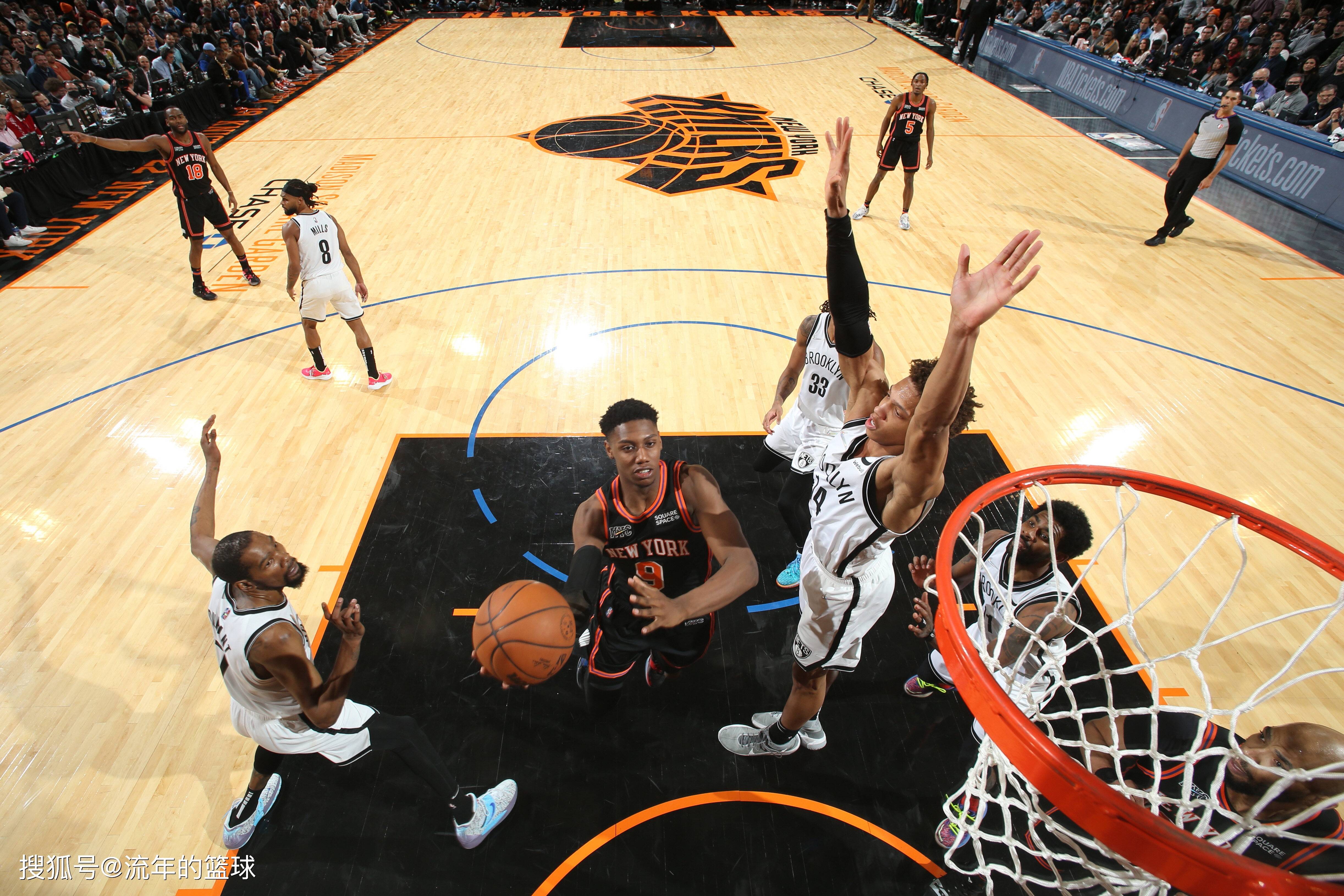 如意体育首页 :篮网险胜掀起高潮,威金斯关键表现点燃全场!